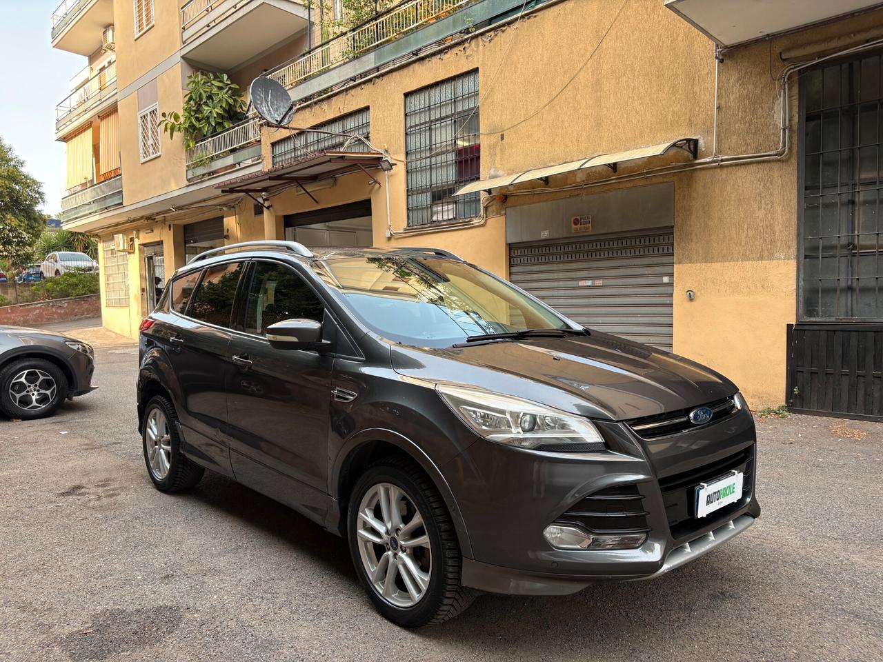 Ford Kuga 2.0 TDCI Powershift Titanium X 180CV - UNIPRO