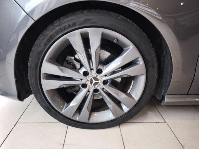 MERCEDES-BENZ CLA 200 d Shooting Brake Automatic Executive Lega Navi
