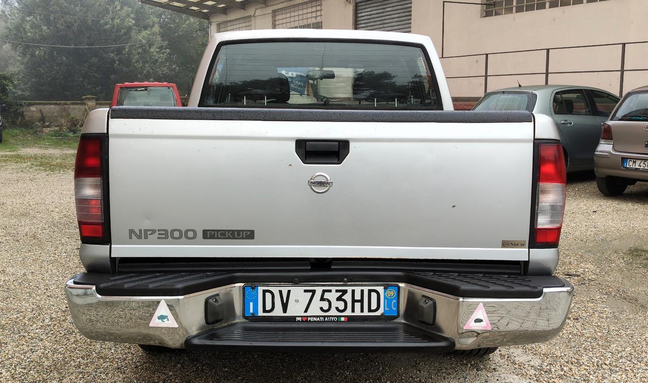 Nissan Navara NP300 2.5 tdi 5p. Double Cab Premium
