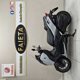 Yamaha X-Max 300 Tech Max - 2025