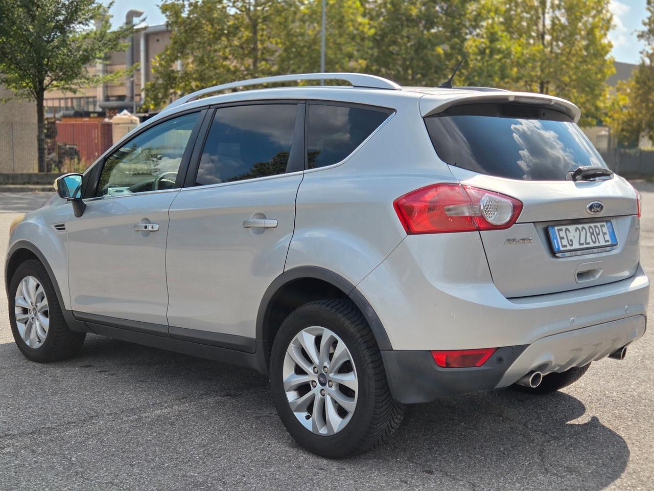 Ford Kuga 2.0 TDCi 140 CV 2WD Titanium DPF