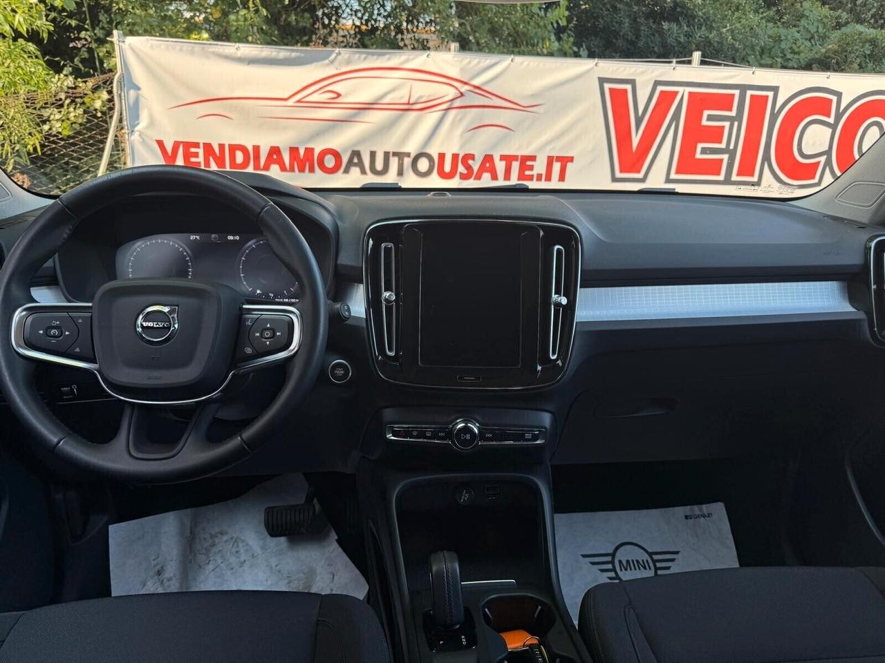 Volvo XC40 T2 Geartronic Momentum Core