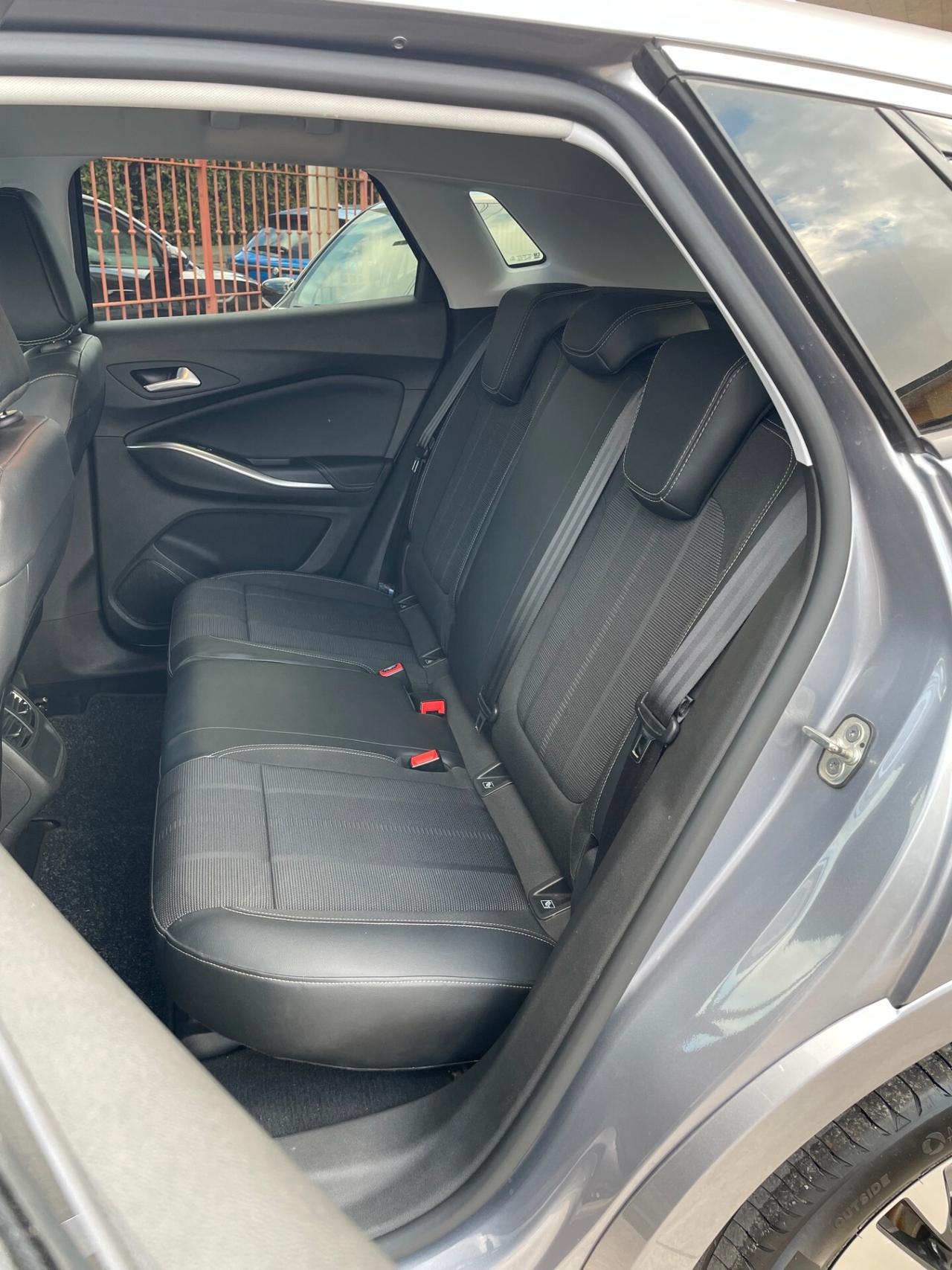 OPEL Grandland 1.5 diesel Ecotec EAT8 BUSINESS ELEGANCE