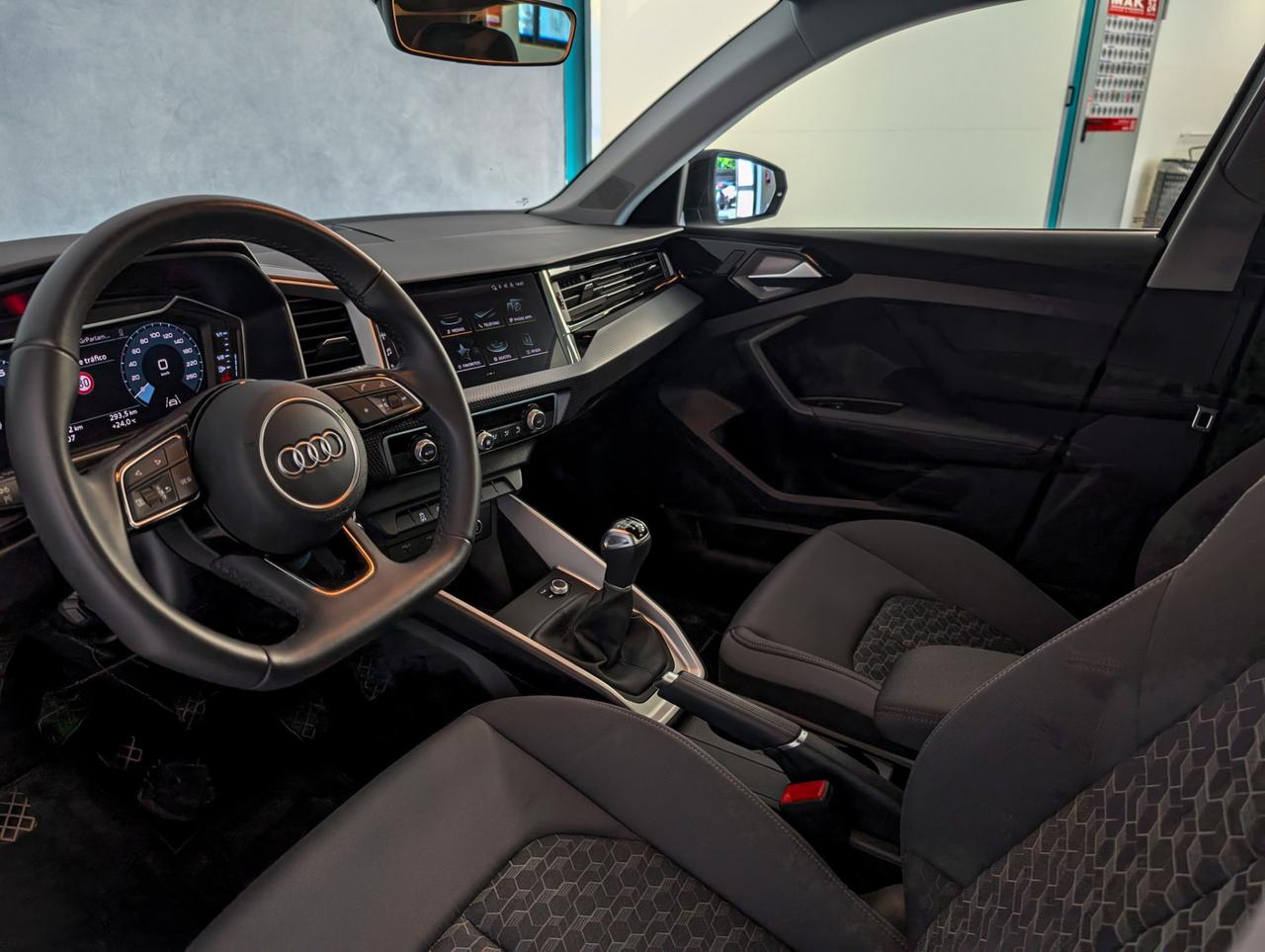 Audi A1 30 TFSI 116cv Adrenalin Black Edition S line