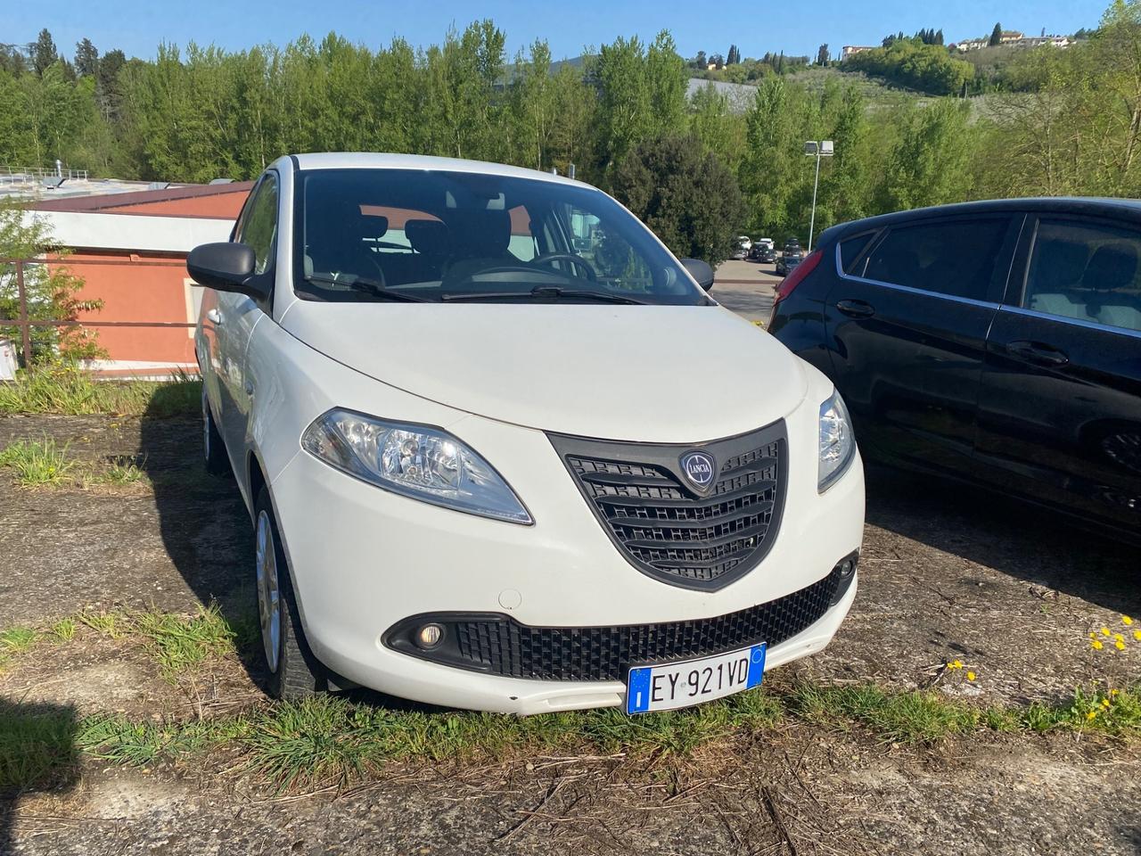 Lancia Ypsilon 1.2 69 CV 5 porte Gold