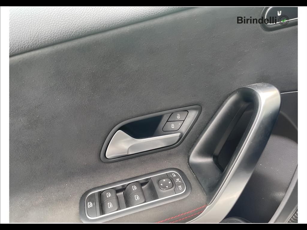 Mercedes-Benz Classe A (W177) - A 200 d Automatic 4Matic Premium