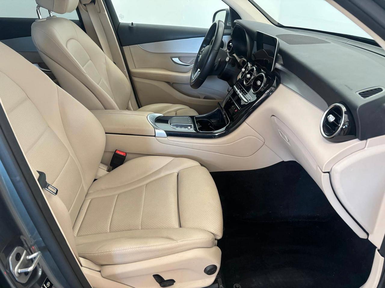 Mercedes-Benz GLC - X253 2019 - GLC 220 d Sport 4matic auto