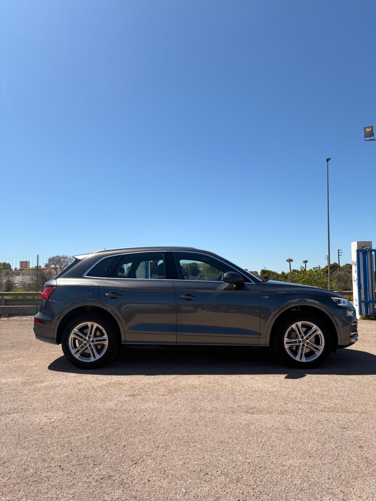 Audi Q5 40 TDI quattro S tronic S line plus