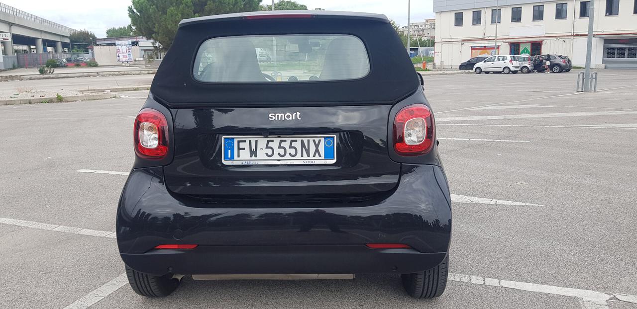 SMART FOR TWO 70 - 1.0 CABRIO 04/2019