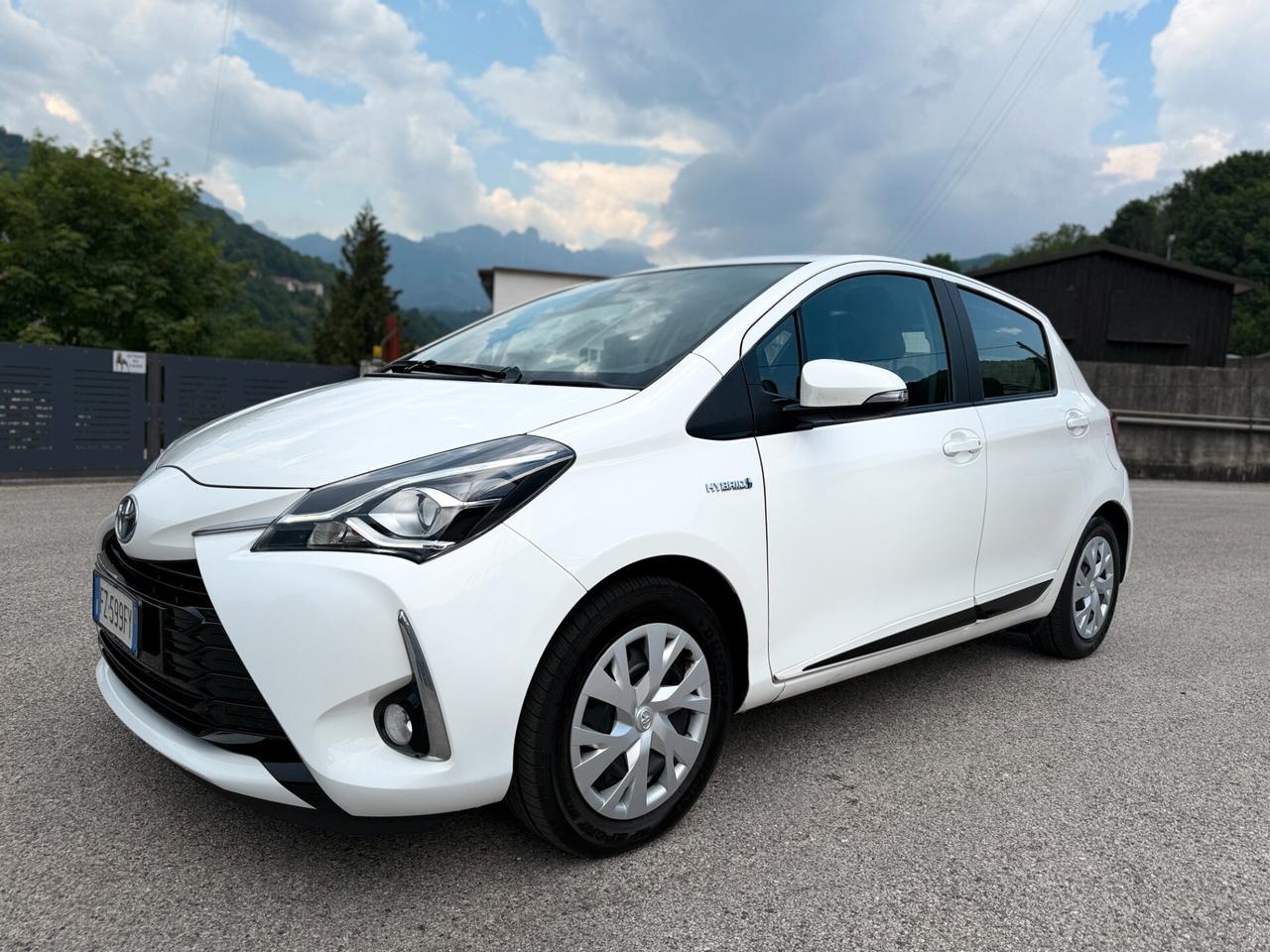 Toyota Yaris 1.5 Hybrid 5 porte Active 36.000km