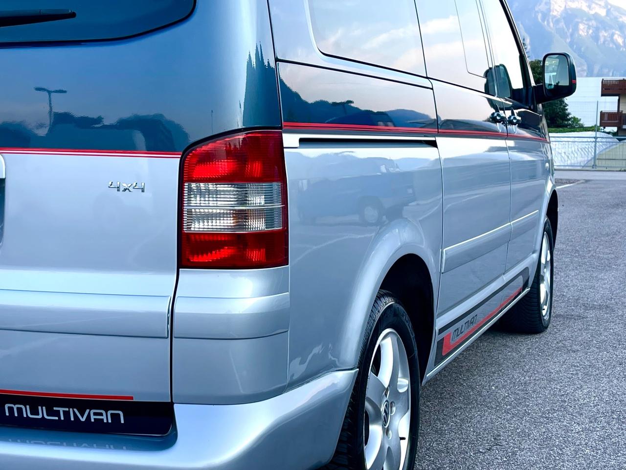 Multivan 2.5 TDI/174CV 4motion (4x4) 7posti,manuale 6m.