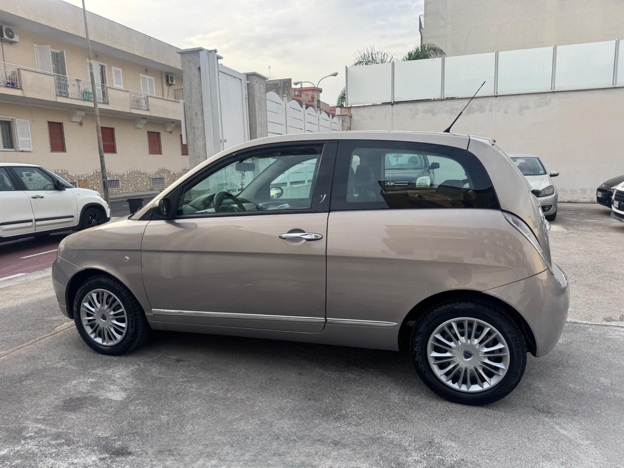 Lancia Ypsilon 1.3 DIESEL 90CV 2006