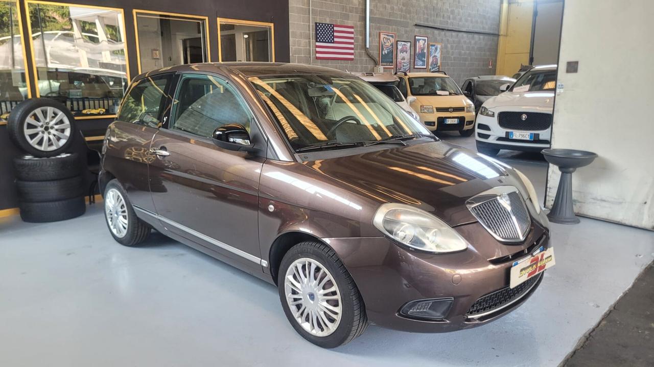 Lancia Ypsilon 1.2 69 CV