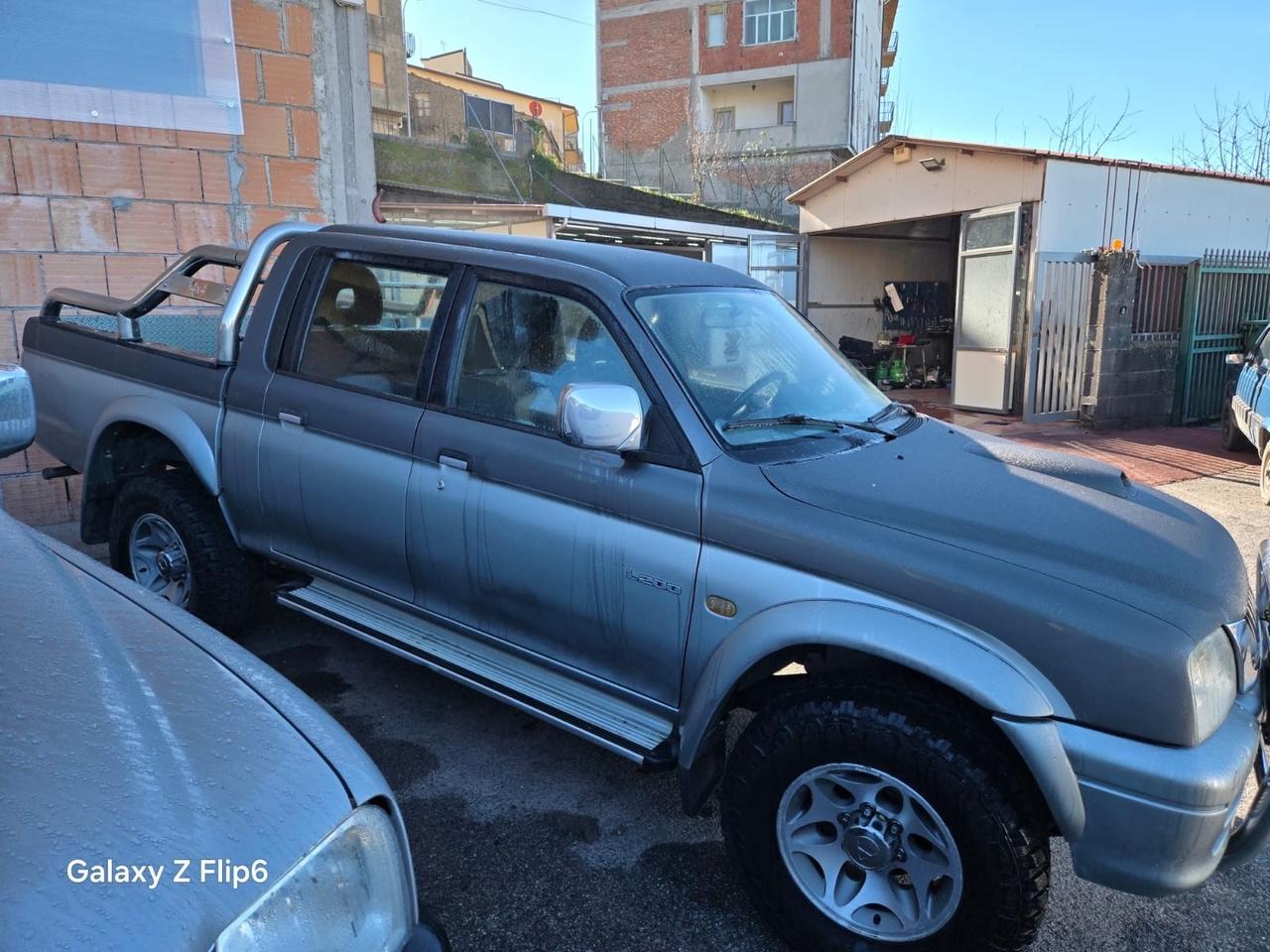 Mitsubishi L200 2.5 TDI 4WD Club Cab Pick-up GL