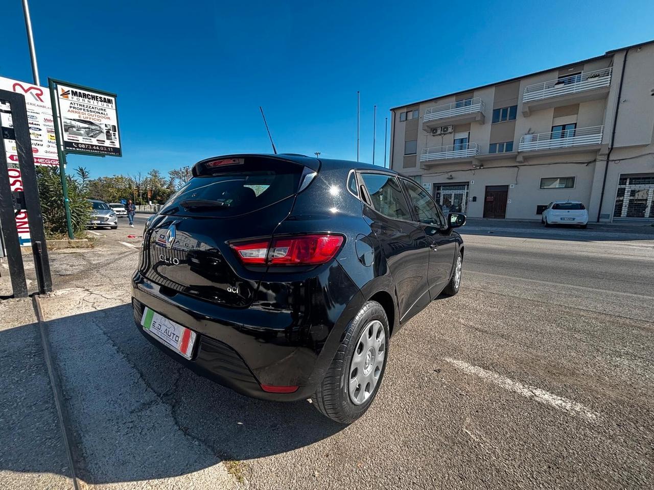 Renault Clio 1.5 dCi 8V 75CV 5 porte Wave