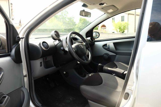 TOYOTA Aygo 1.0 12V VVT-i 5 porte Sol #CAMBIO AUTOMATICO