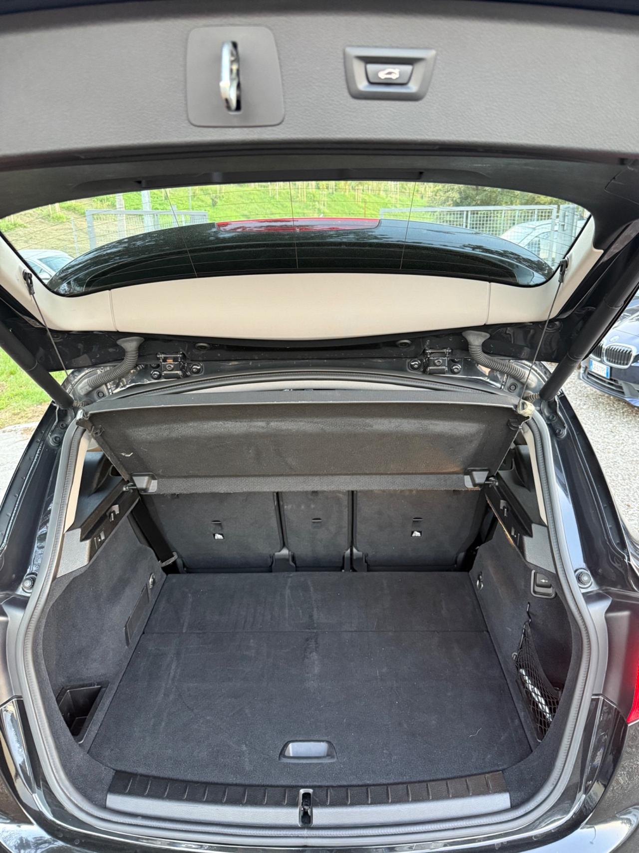 Bmw 2er Active Tourer 218d Advantage