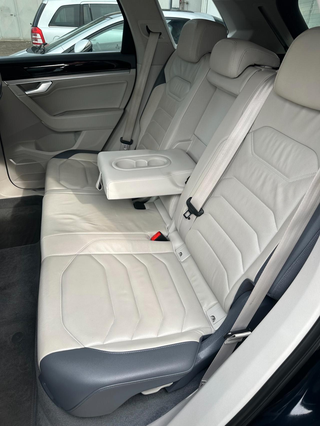 Volkswagen Touareg 3.0 V6 TDI SCR Atmosphere PELLE TOTALE