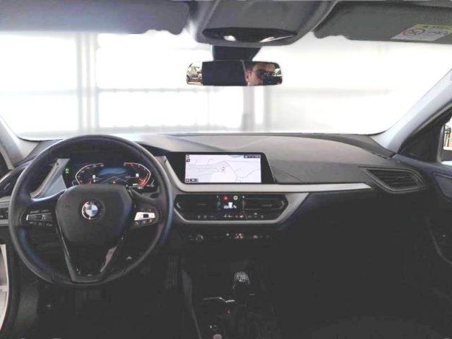 BMW 118 d 5p. Business Advantage