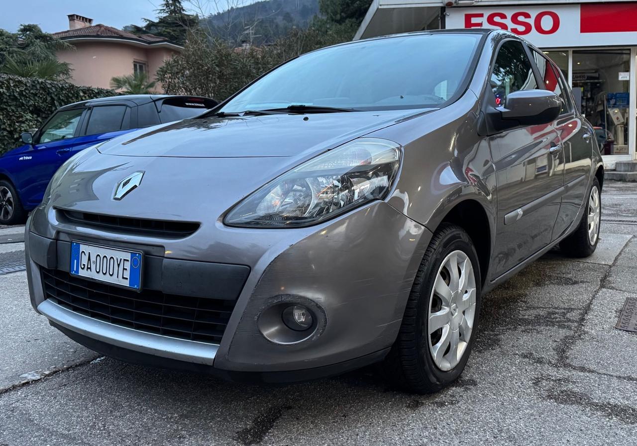 Renault Clio 1.2 16V 5 porte Dynamique