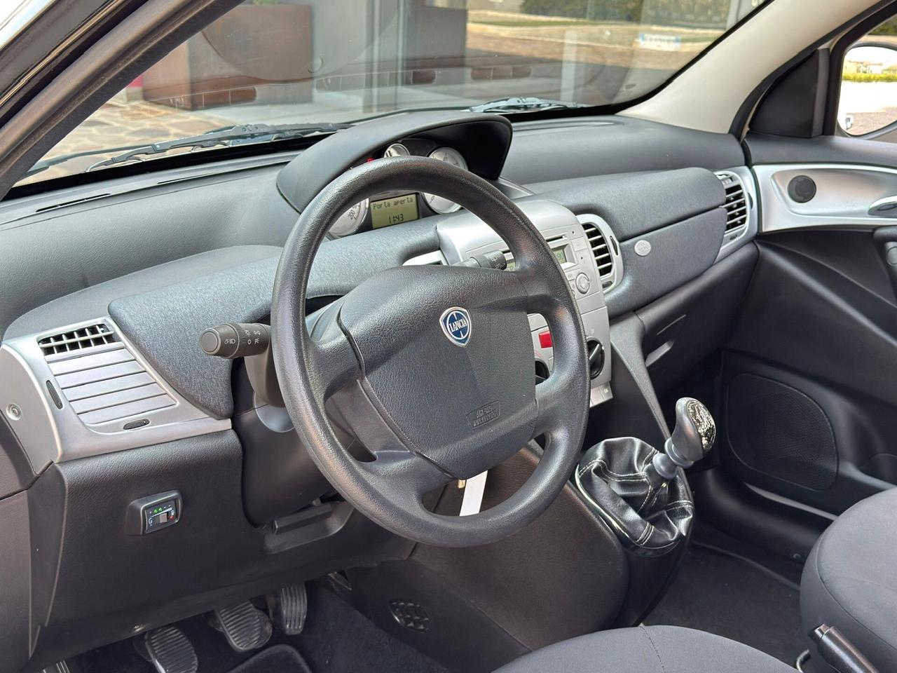 Lancia Ypsilon 1.4 Ecochic benz/GPL - NEOPATENTATI -