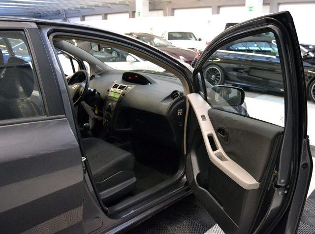 TOYOTA Yaris 1.0 5 porte Ok Neopatentati Unico Proprietario