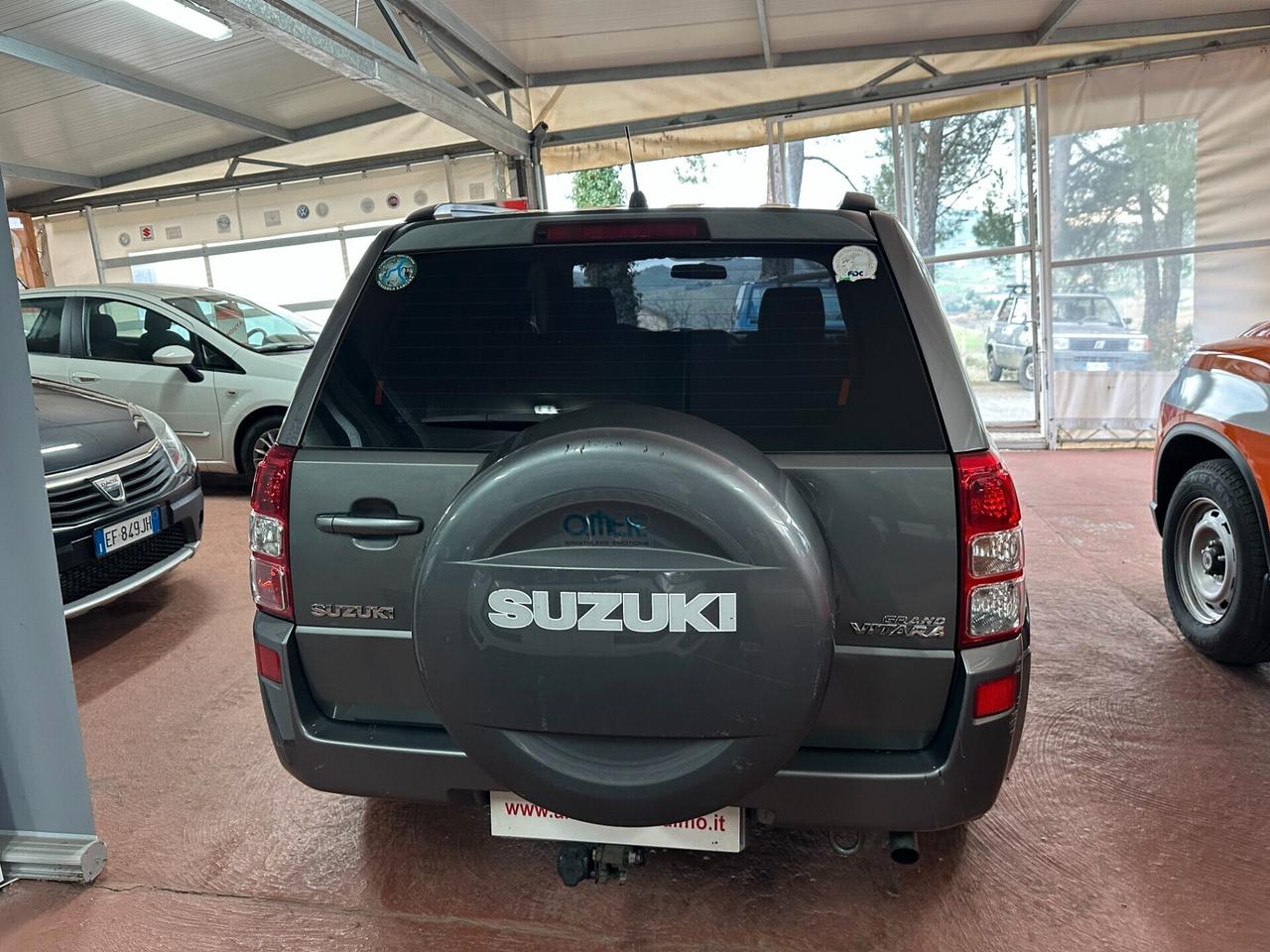 Suzuki Grand Vitara 1.9 DDiS 5 porte