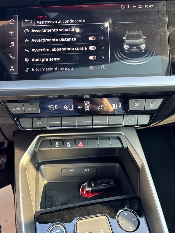 Audi A3 Sportback 35 2.0 tdi Business Advanced s-tronic LED-TETTO-18"