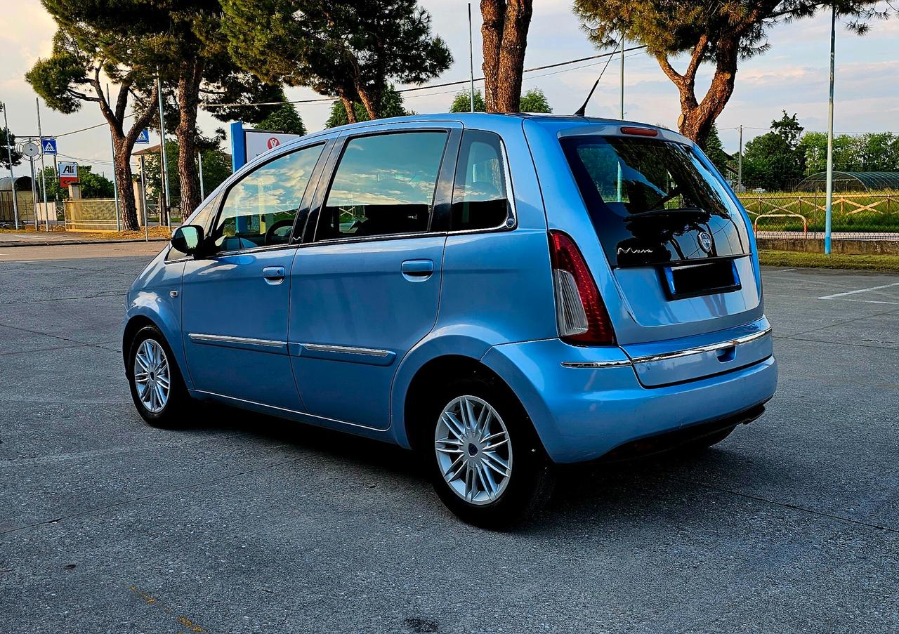 Lancia MUSA 1.3 Mjt 95 CV Platinum