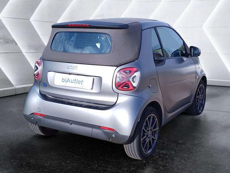 smart fortwo Cabrio eq suitegrey-grey 22kW