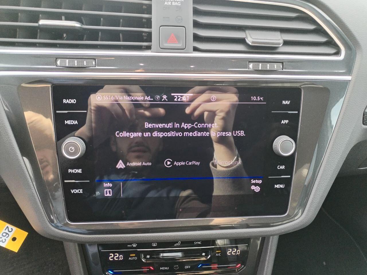 Volkswagen Tiguan 2.0 TDI 150 CV SCR DSG R-Line