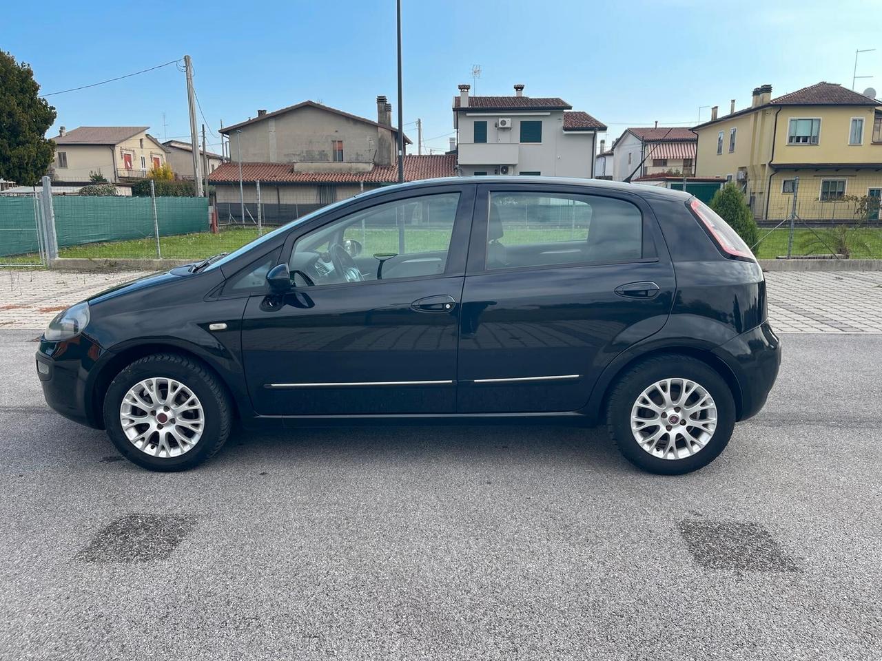 Fiat Punto Evo 1.4 5 porte Dynamic GPL