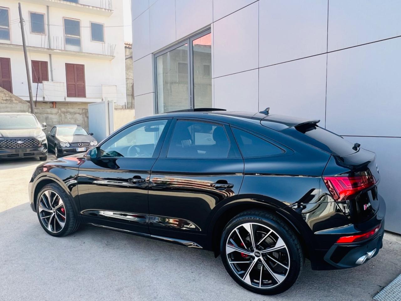 Audi SQ5 SPB 3.0 TDi 341cv - anno 2023 - listino €107.000 - prezzo €74.900