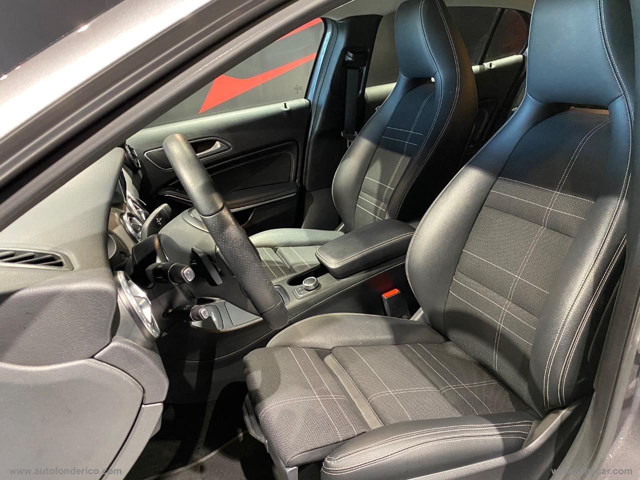 MERCEDES-BENZ GLA 200 d Automatic 4Matic Premium