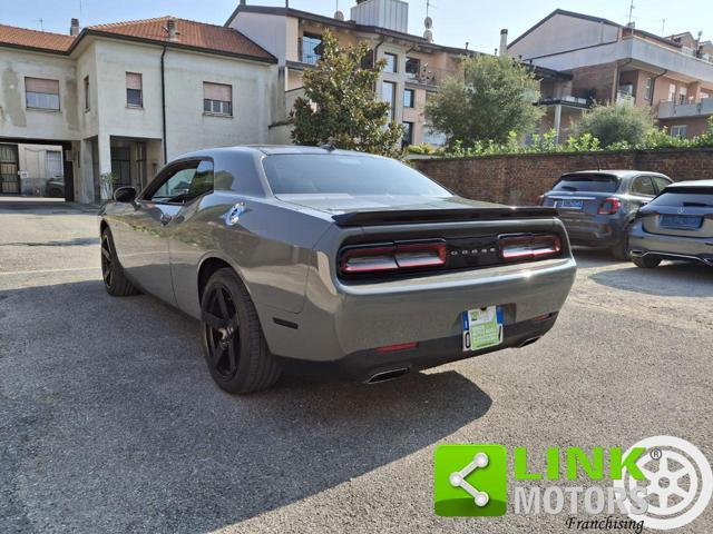 DODGE Challenger PENTASTAR V6 306CV AUTOMATIC