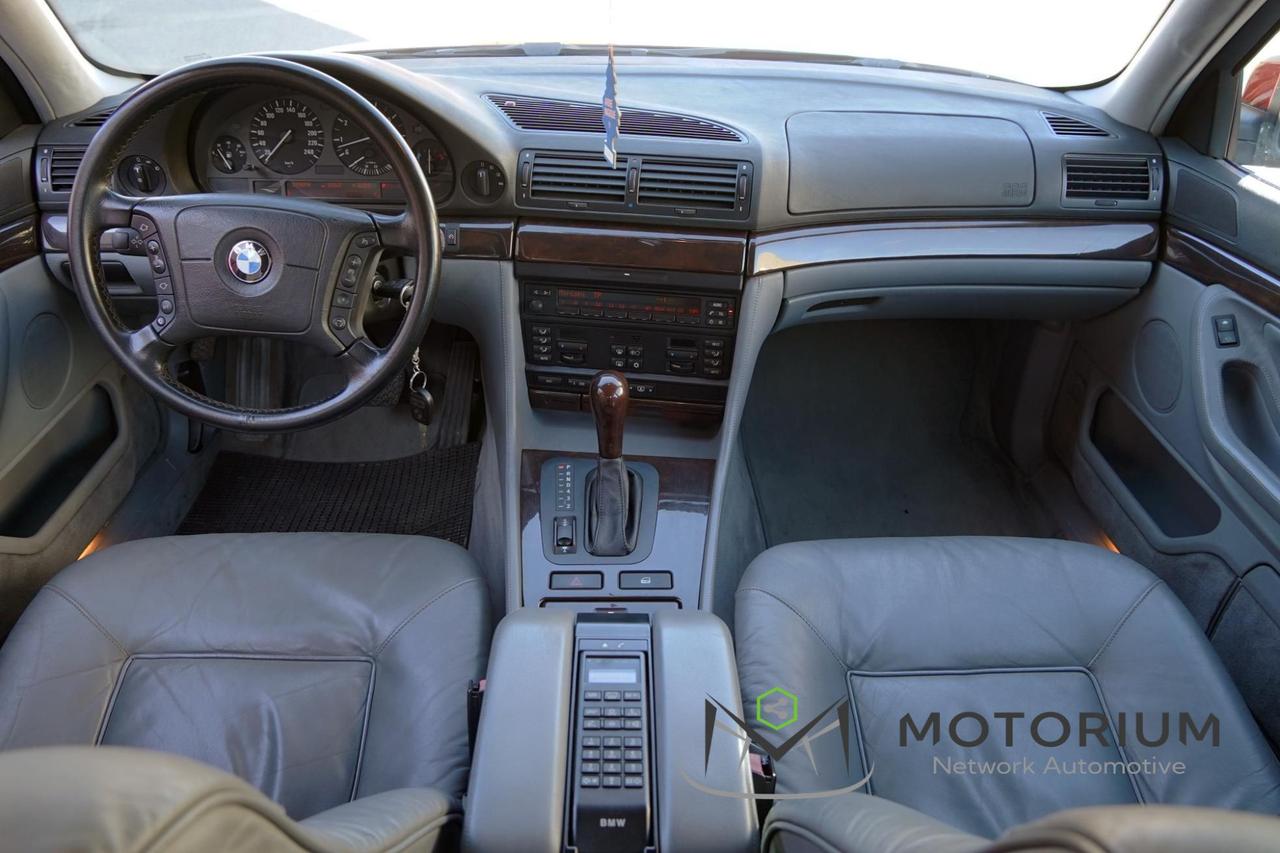 BMW 740 iL E38 V8 286CV LUNGA - 1994 - ISCRITTA ASI