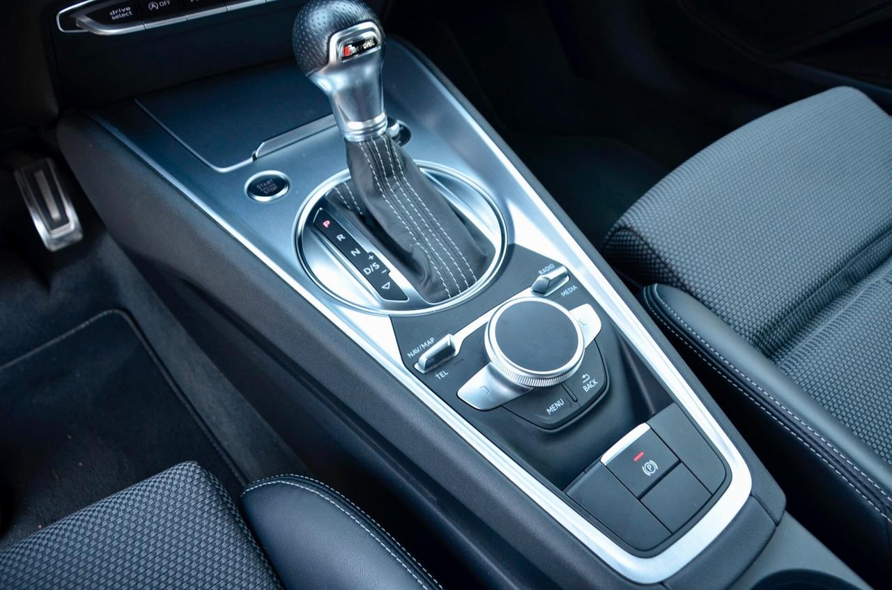 AUDI TT COUPE 40 2.0 TFSI 197cv S-TRONIC, BOLLO 6/26, EURO 6D, BANG & OLUFSEN, 19", FULL LED, RETROCAMERA, PERMUTE