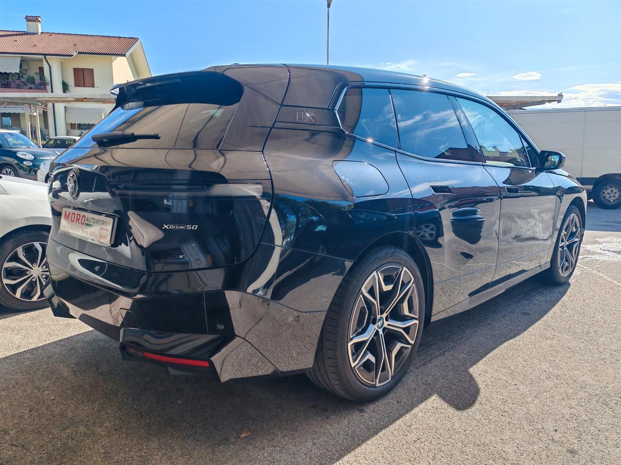 BMW IX xDrive50