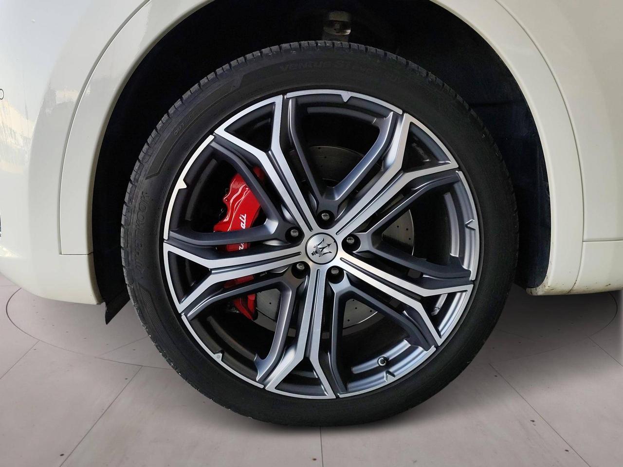 Maserati Levante 2.0 mhev GT 330cv