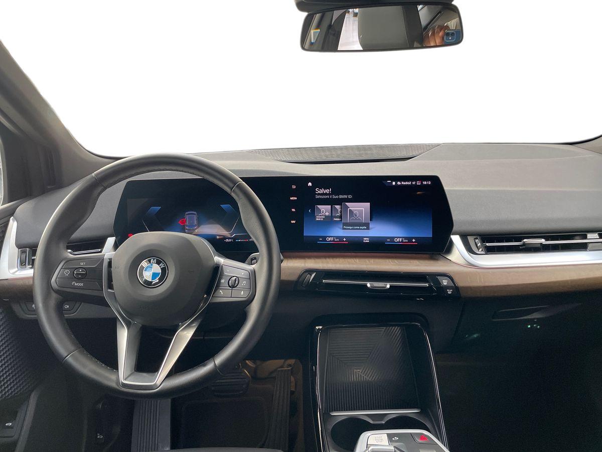 BMW Serie 2 U06 Active Tourer - 220i Active Tourer mhev 48V Luxu