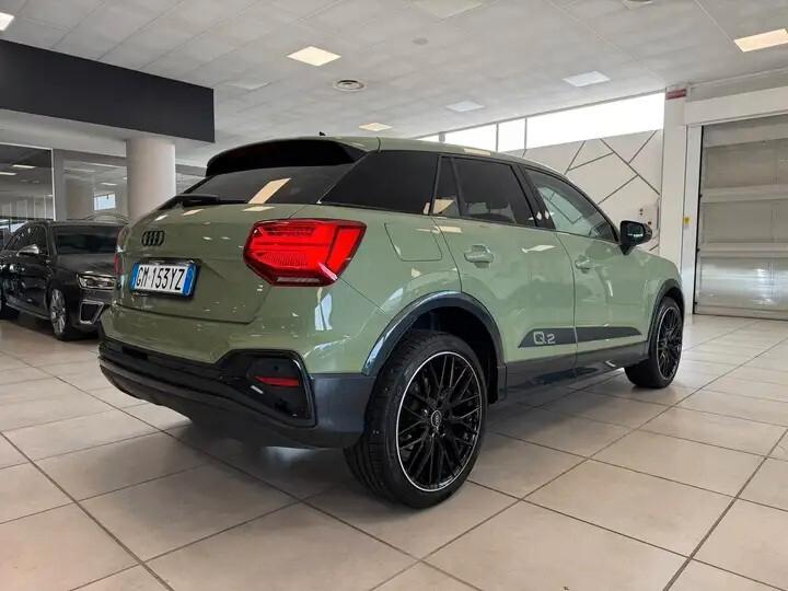 Audi Q2 35 TFSI Identity Black S line