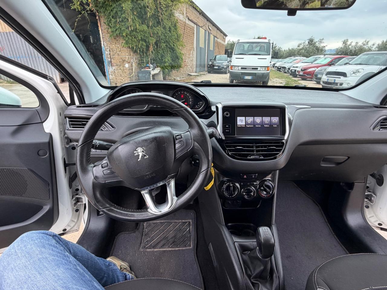 Peugeot 208 BlueHDi 75 5 porte Allure