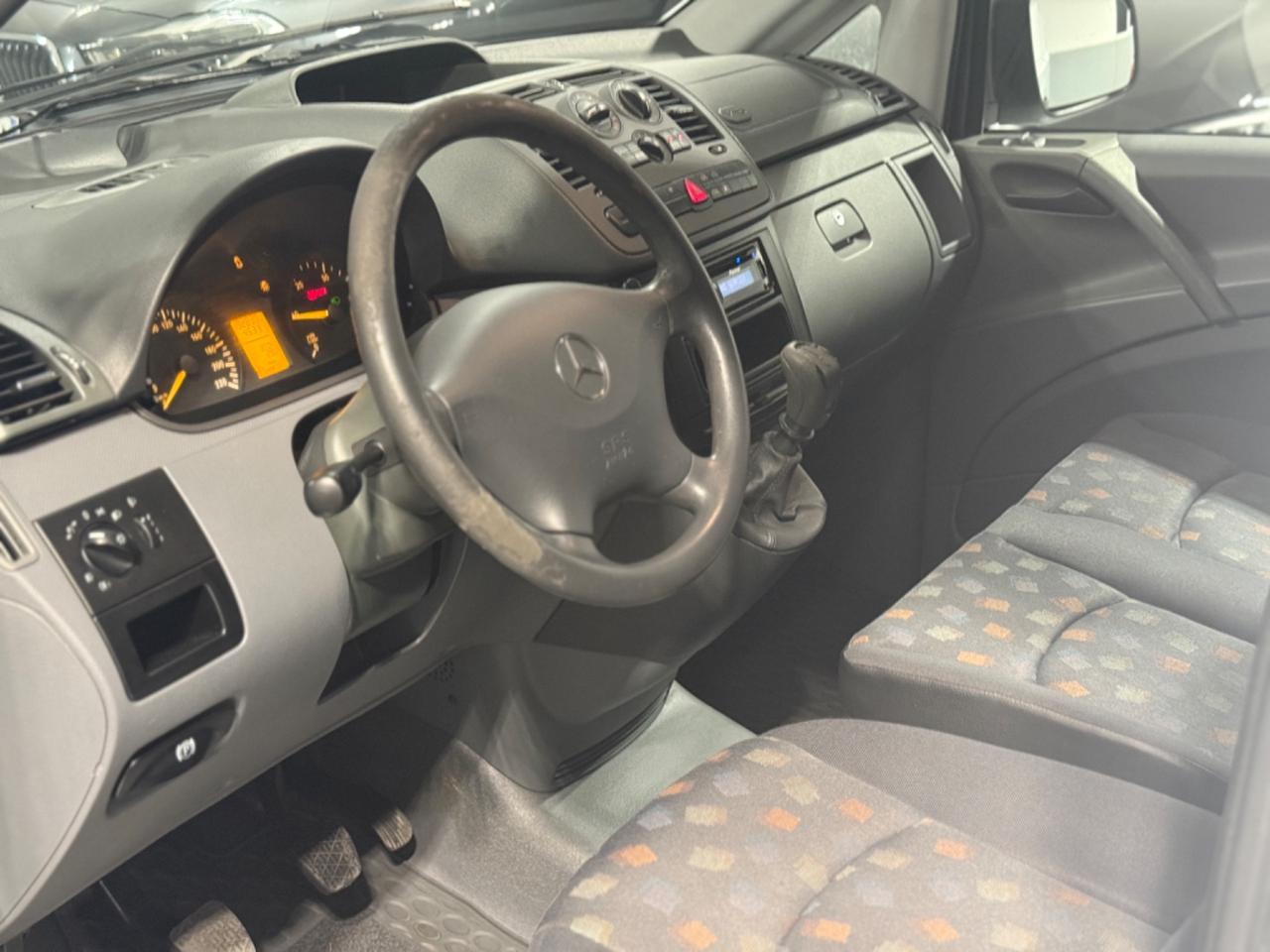 Mercedes-benz Vito 111 CDI 195.000KM 3 POSTI