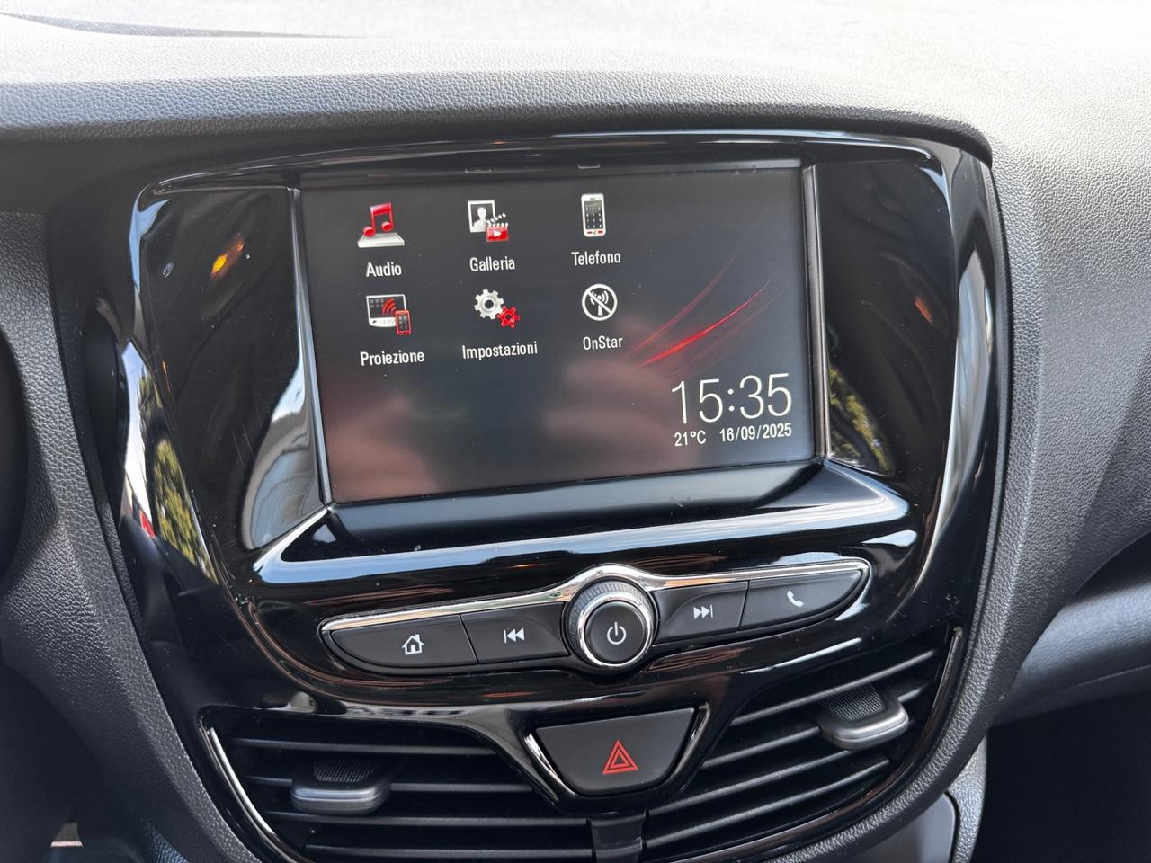Opel Karl Rocks 1.0 73 CV GPL neopatentati
