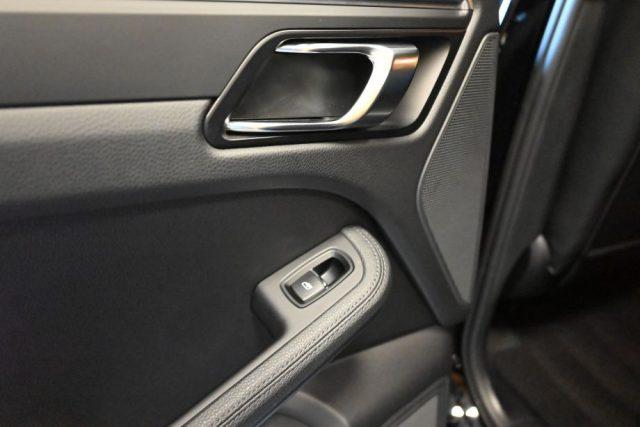 PORSCHE Macan 2.0PDK BLACKLINE TET.CAM21"NAVI SED.RIS.CHRONOFULL