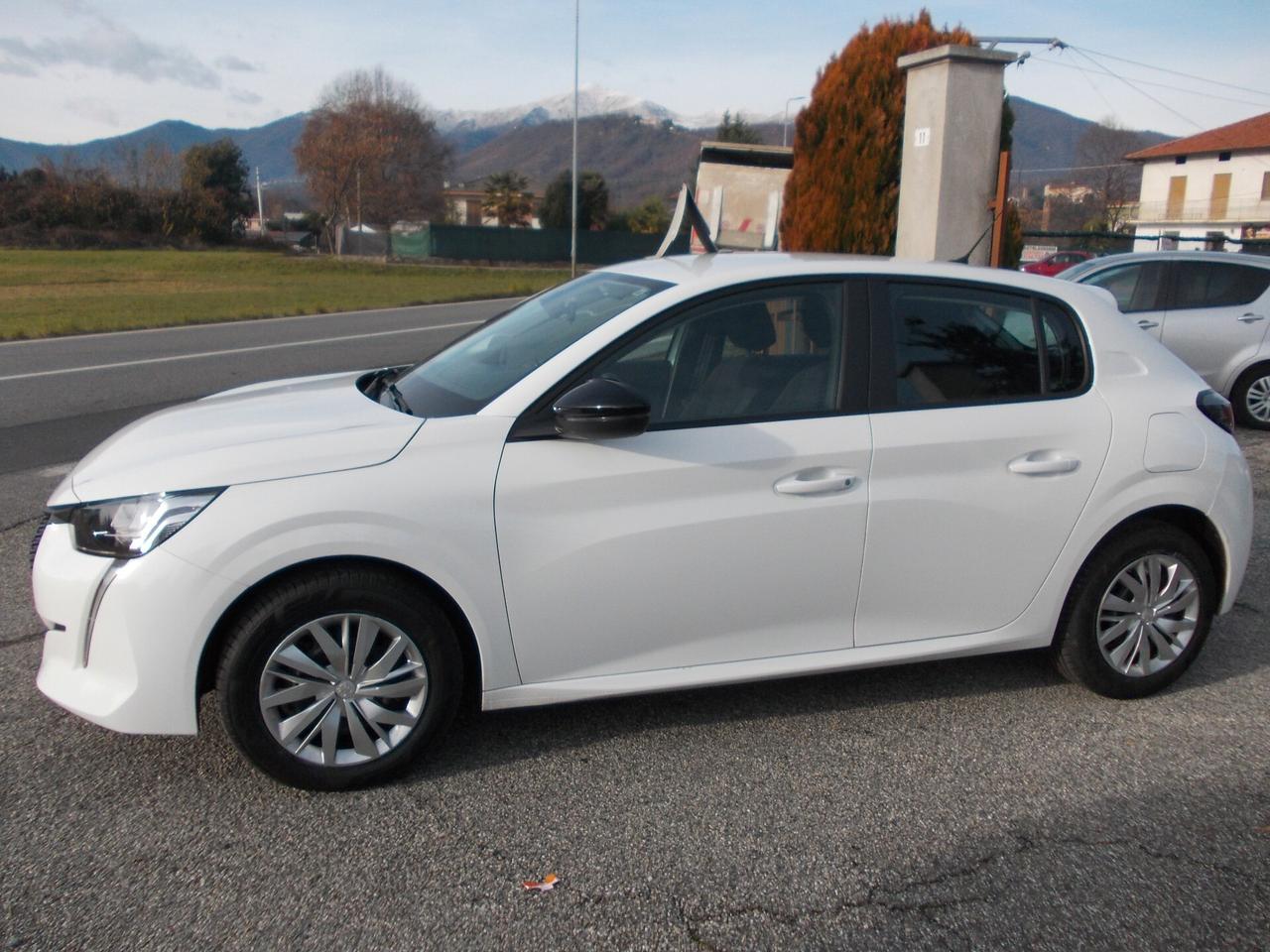 Peugeot 208 PureTech 12 -Active-5 P.-KM28325-SI NEOPATENTATI