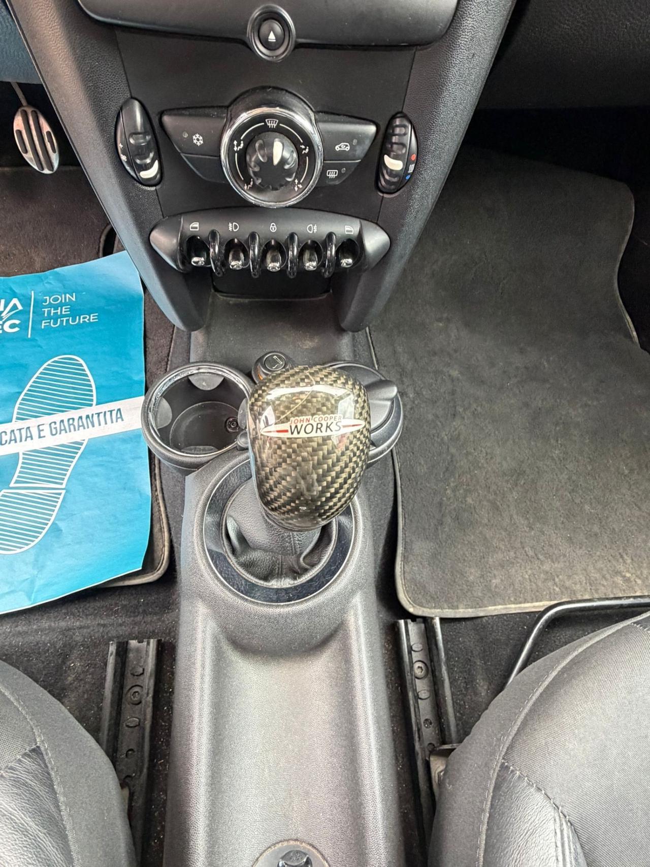 Mini Cooper S Coupe 1.6 John Works Coupé