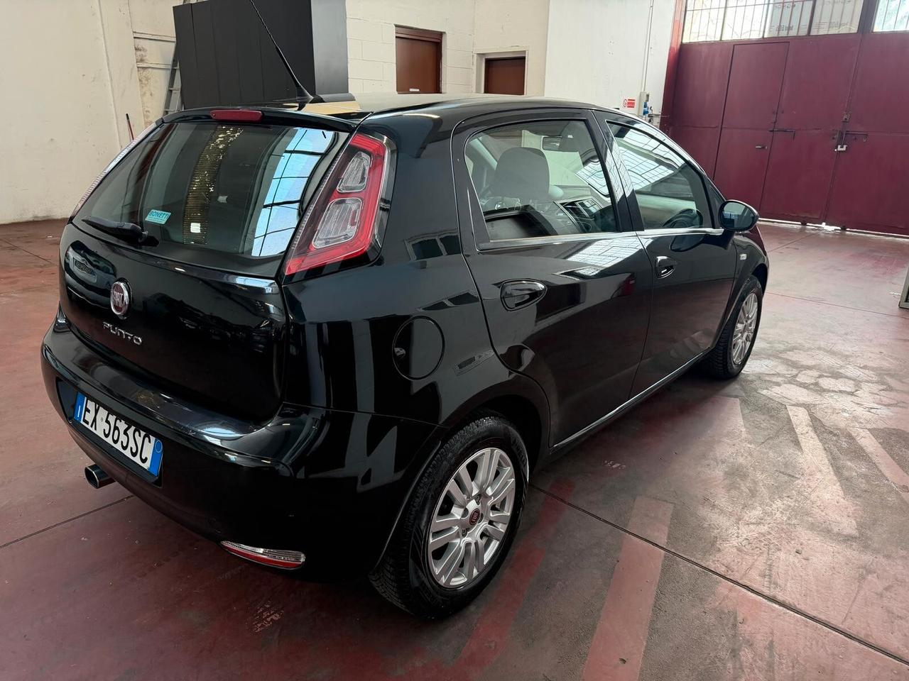 Fiat Punto 1.2 8V 5p Lounge