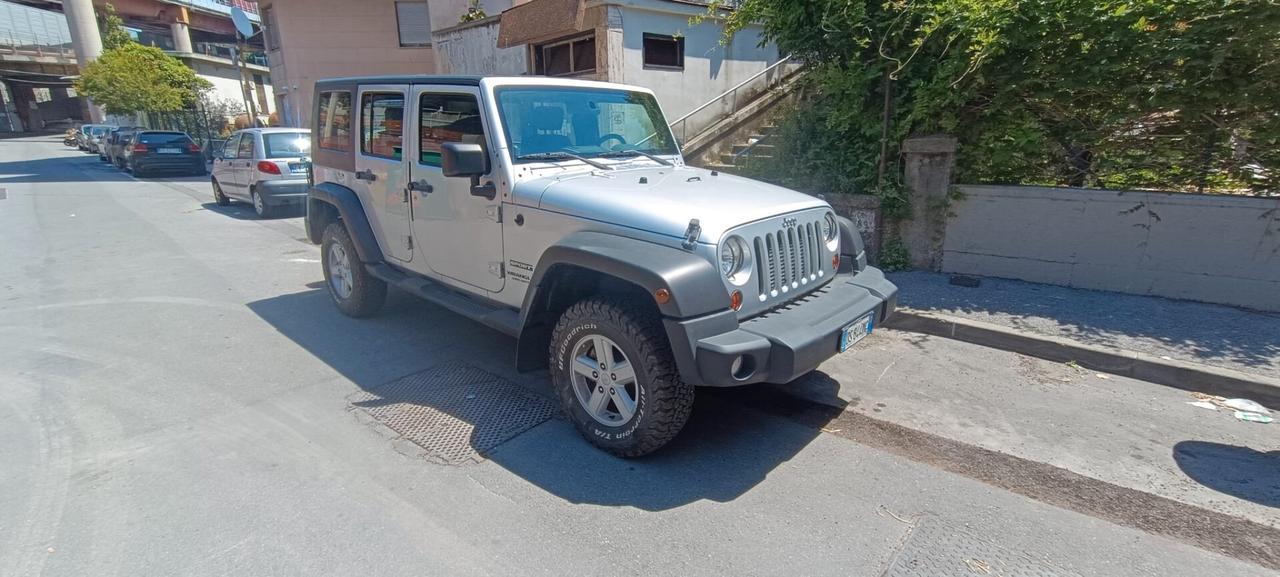 Jeep Wrangler Unlimited 2.8 CRD Sport Auto