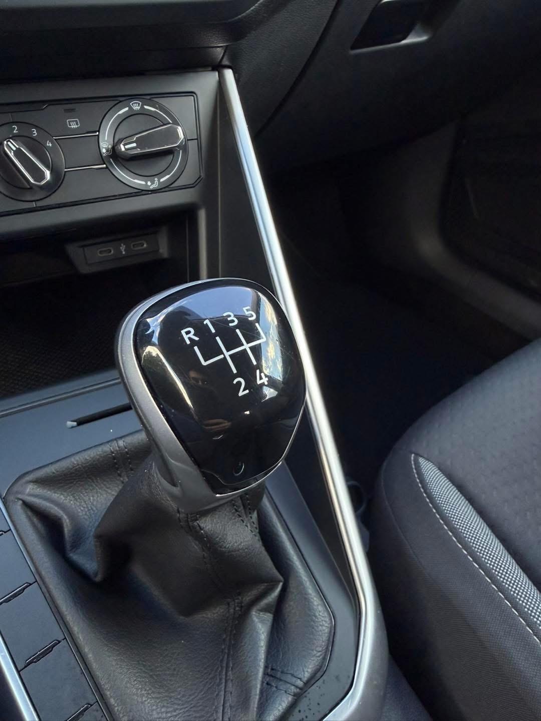 Volkswagen Taigo 1.0 Tsi 95CV Life Fari Led